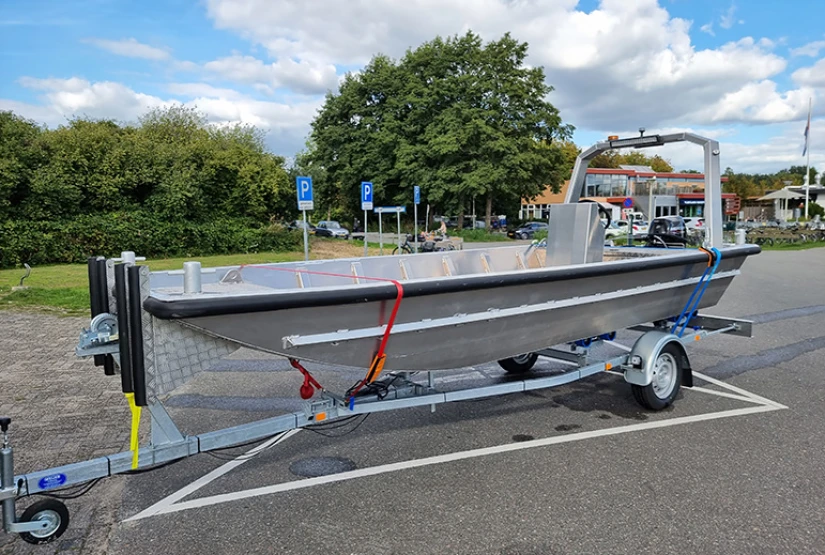 Aluminium werkboot 9.9pk