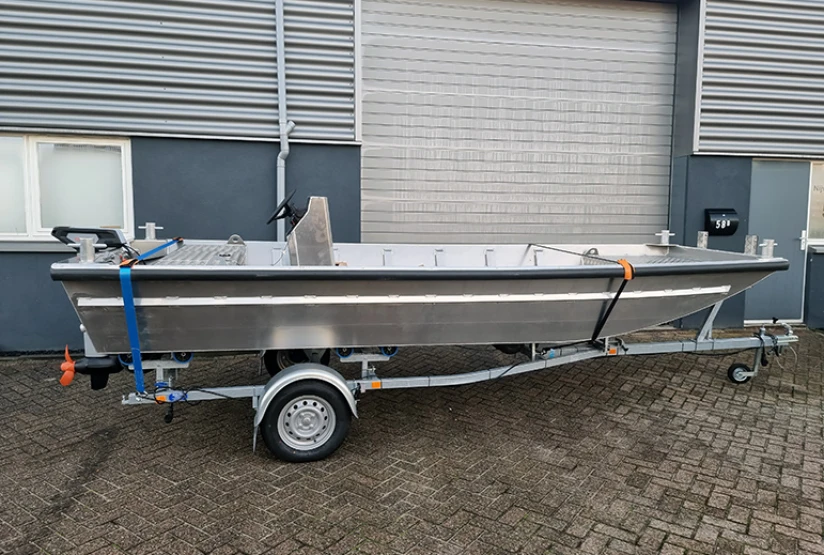 Elektrische aluminium boot